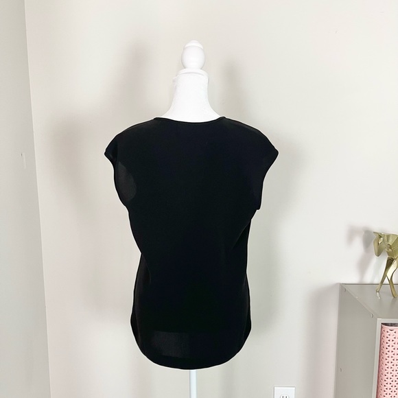 Black Tank - Picture 5 of 11